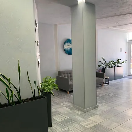 біля моря, 3 поверх Apartment *